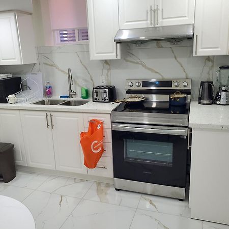 Raesabu Guest House Brampton Luaran gambar